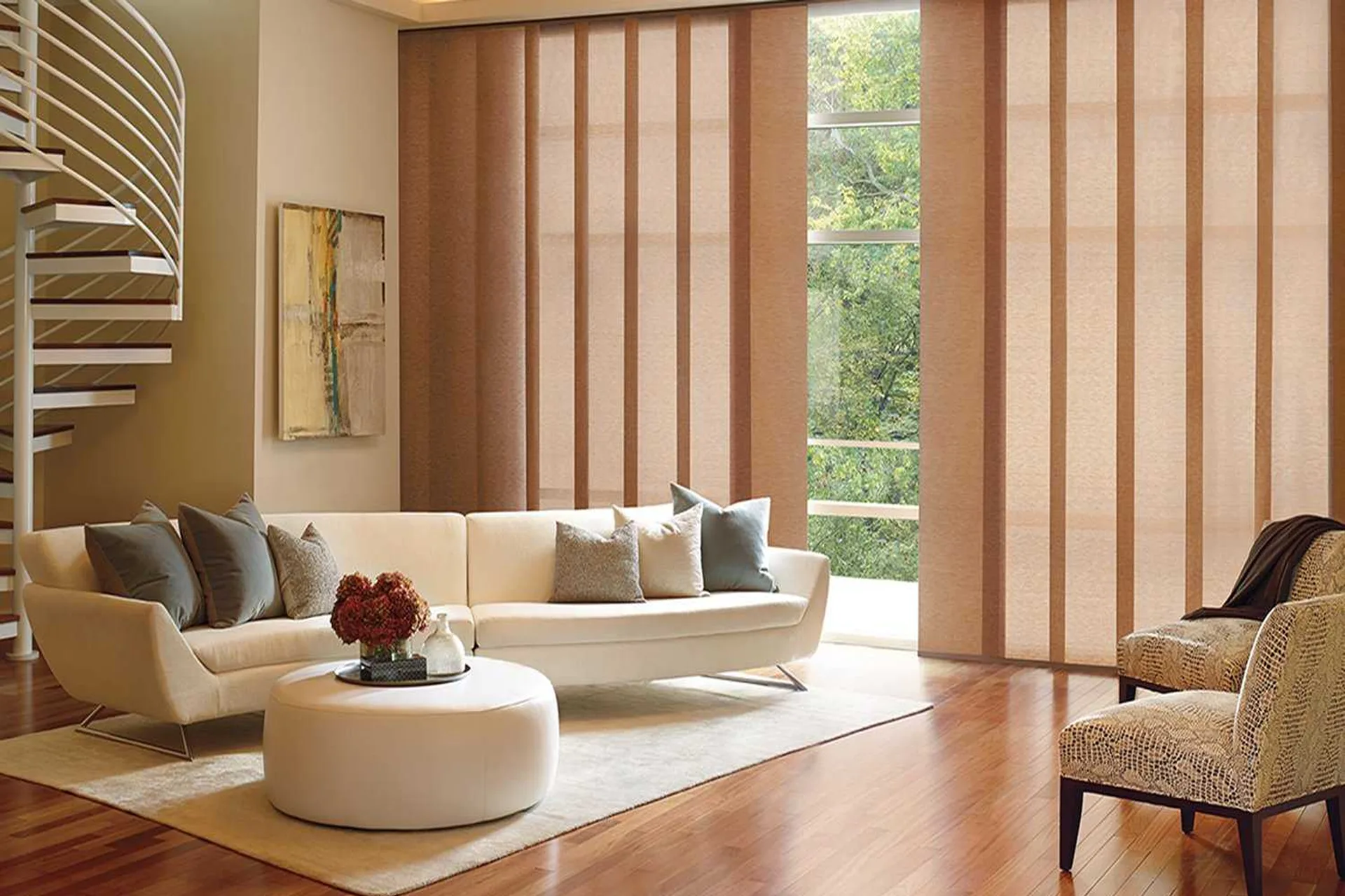 Cortina Painel sob medida instalada em ambiente moderno